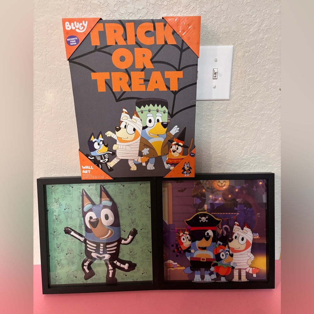 Bluey Halloween Wall Art Set